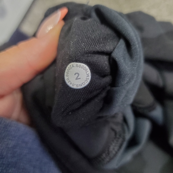 Lululemon leggings - Picture 7 of 16